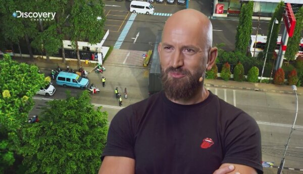 Ciężarówka, o której marzyłem | "Ciężarówką przez Indonezję"